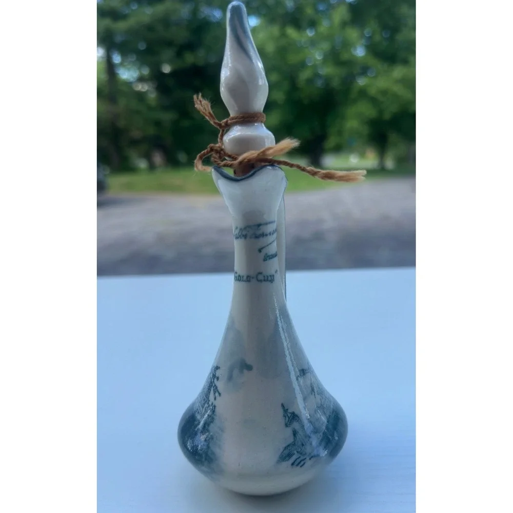 Bols Gin Decanter Vintage Blue White Ceramic Windmill Delft Style Miniature 7.5